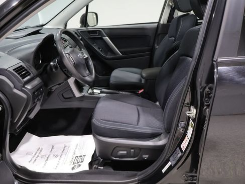 Used 2015 Subaru Forester 2.5i Premium AWD/4WD image 9