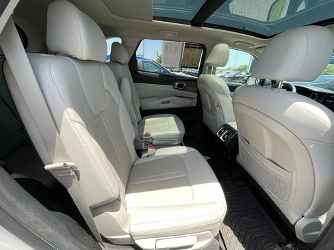 Certified 2023 Kia Sorento EX w/ Panoramic Sunroof Package FWD image 27