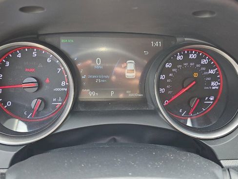 Used 2022 Toyota Camry XSE FWD image 11