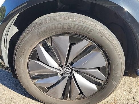 Used 2024 Nissan Ariya FWD image 16