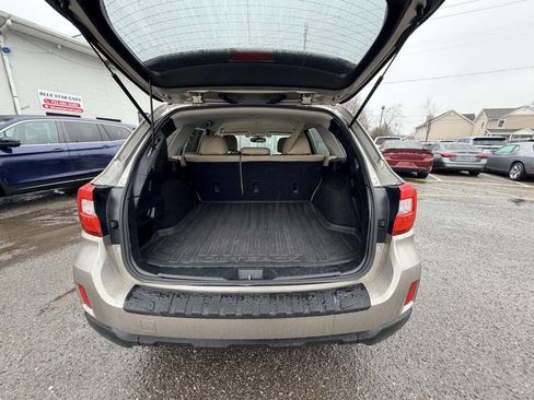 Used 2015 Subaru Outback 2.5i Premium image 26