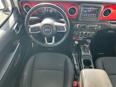 Used 2020 Jeep Gladiator Rubicon image 23