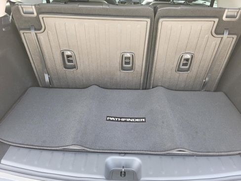 New 2026 Nissan Pathfinder Platinum FWD image 15
