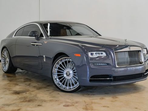 Used 2018 Rolls-Royce Wraith image 3