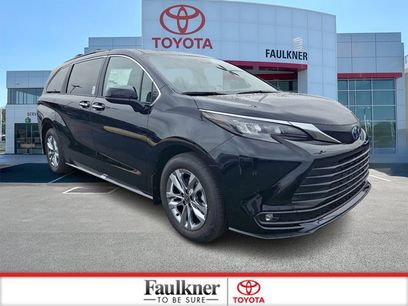 New 2025 Toyota Sienna XLE
