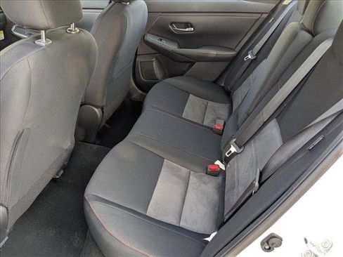 Used 2025 Nissan Sentra SR image 14