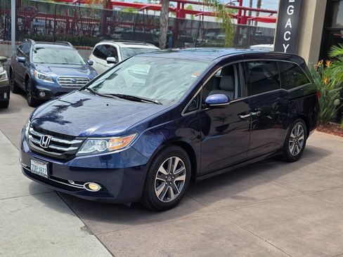 Used 2017 Honda Odyssey Touring image 5