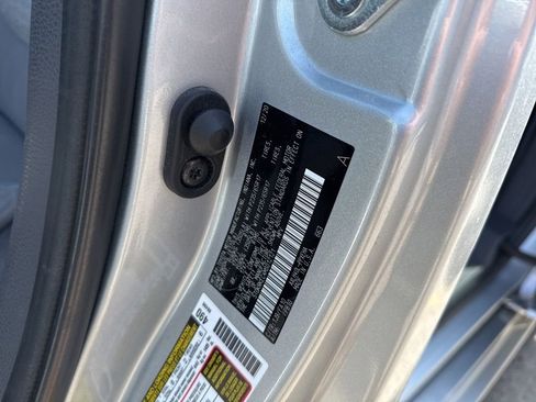 Used 2021 Toyota Sienna LE FWD image 25