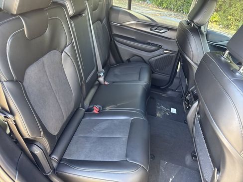 New 2025 Jeep Grand Cherokee Laredo RWD image 38