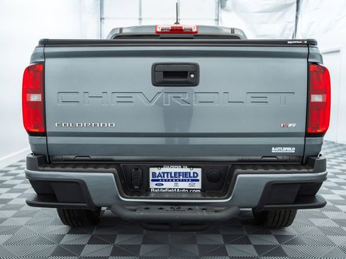 Used 2022 Chevrolet Colorado LT w/ LT Convenience Package AWD/4WD image 6