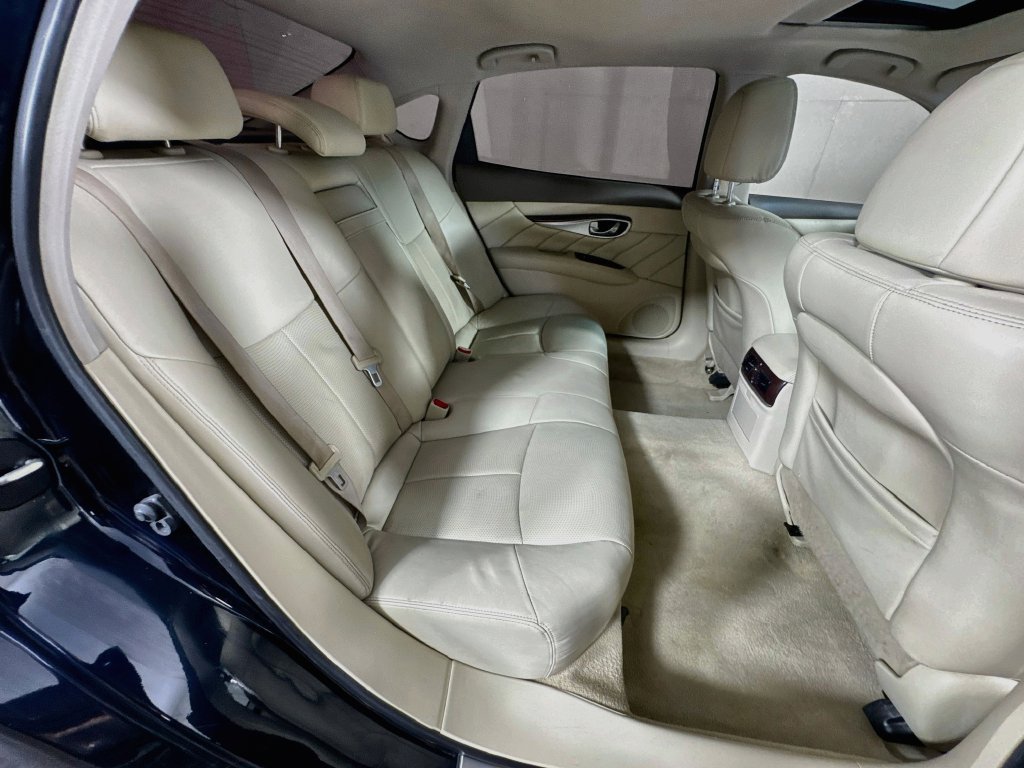 Used 2016 INFINITI Q70 L 3.7 AWD/4WD image 35