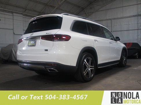 Used 2023 Mercedes-Benz GLS 450 4MATIC image 10