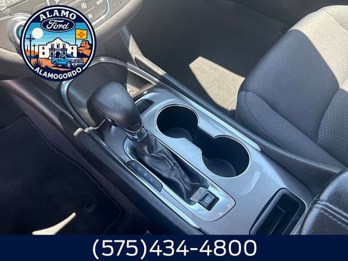 Used 2022 Chevrolet Malibu LT image 10