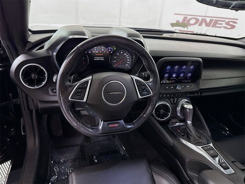 Used 2020 Chevrolet Camaro SS image 3