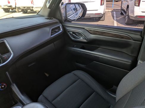 Used 2021 Chevrolet Tahoe LS w/ Driver Alert Package image 17