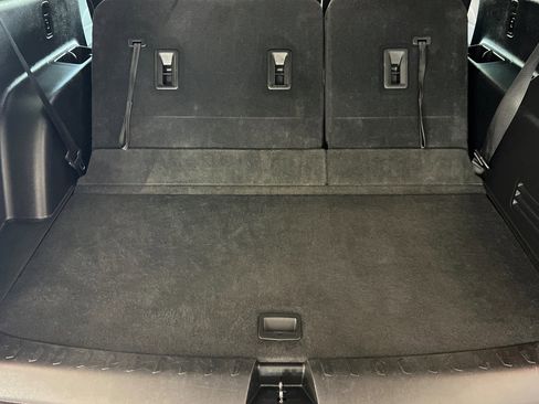 Certified 2023 Chevrolet Traverse LT image 16