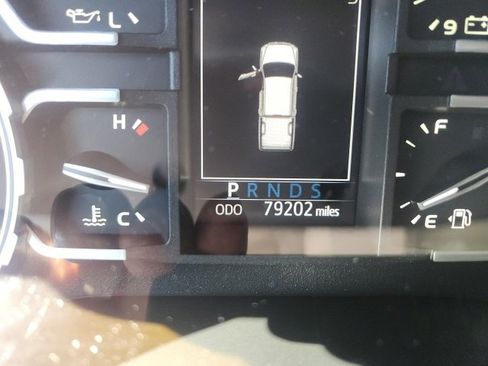 Used 2019 Toyota Tundra SR5 w/ TRD Off Road Package image 8