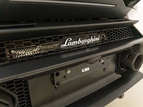 Used 2023 Lamborghini Huracan Tecnica image 19