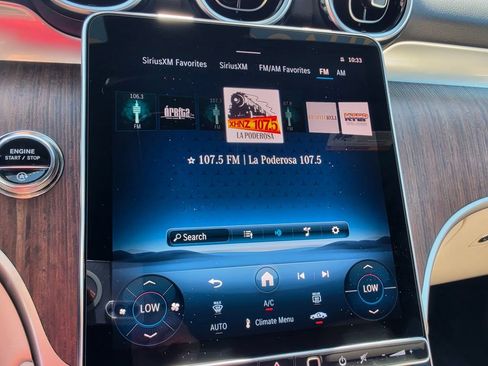 Used 2026 Mercedes-Benz GLC 300 image 23