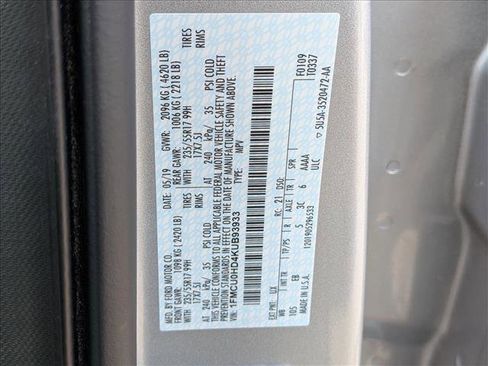 Used 2019 Ford Escape SEL FWD image 15