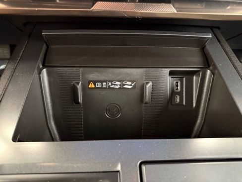 Used 2024 GMC Hummer EV 2X w/ LPO, Illumination Package AWD/4WD image 40