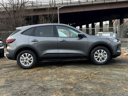 New 2026 Ford Escape Active w/ Active Premium Tech Pack image 3