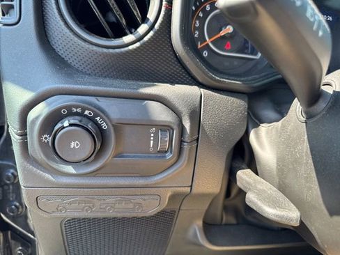 Used 2024 Jeep Wrangler Unlimited Rubicon AWD/4WD image 40