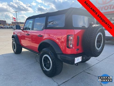 Used 2022 Ford Bronco Badlands image 7