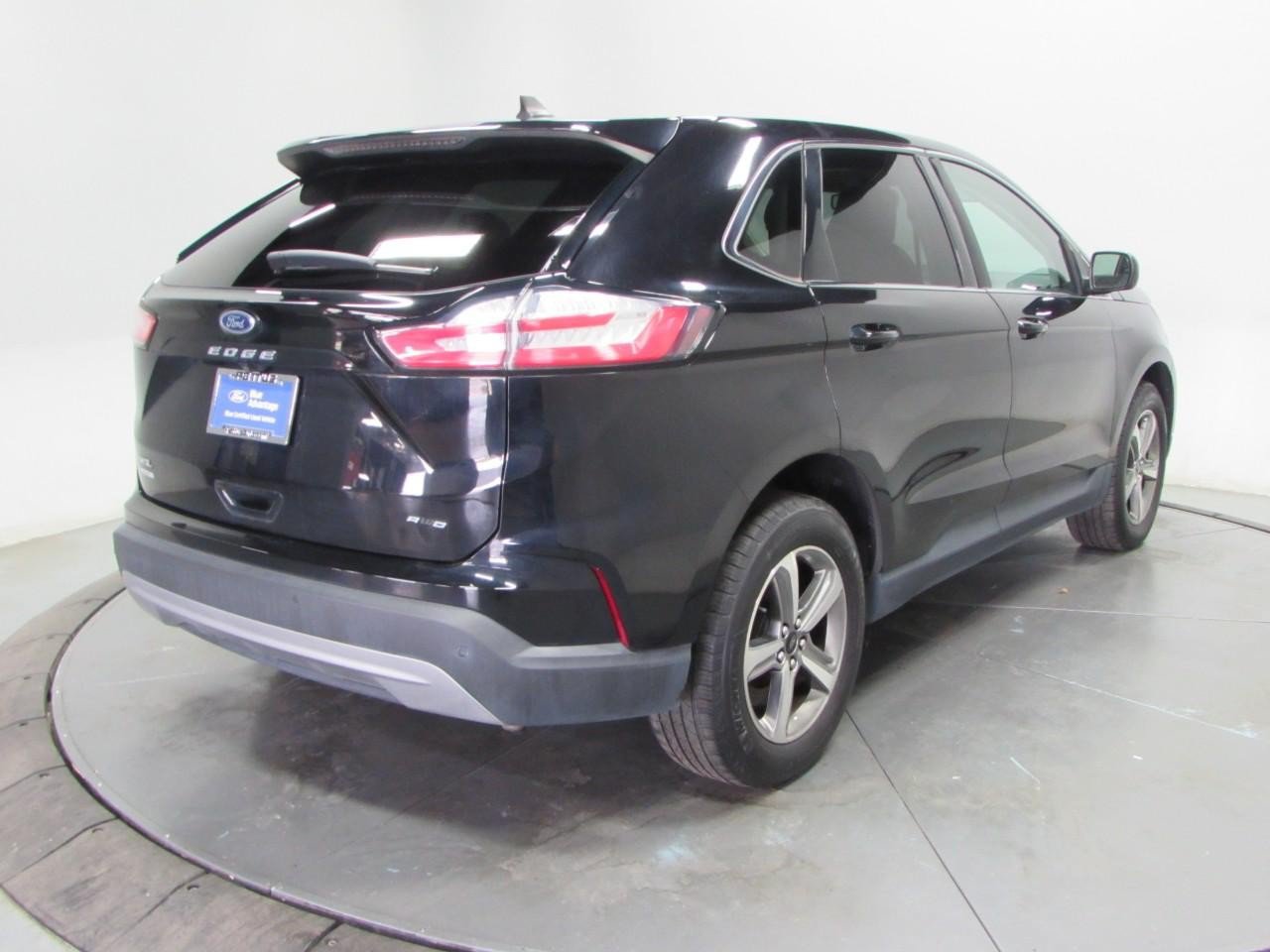 Used 2024 Ford Edge SEL w/ Convenience Package AWD/4WD image 7