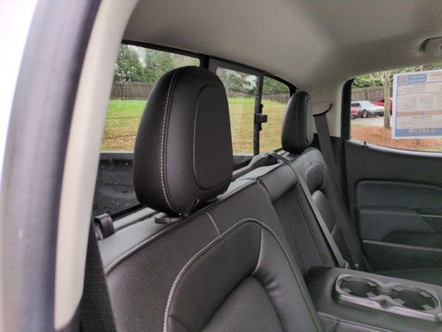 Used 2019 Chevrolet Colorado Z71 image 42