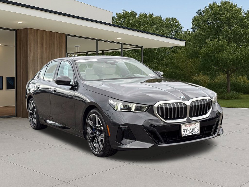 Used 2026 BMW 530i w/ M Sport Package RWD image 6