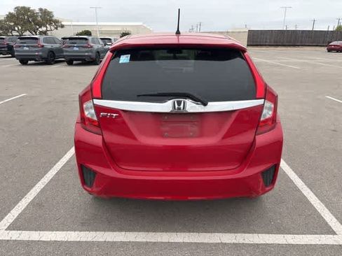 Used 2017 Honda Fit EX image 4