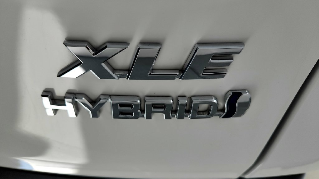 Certified 2024 Toyota RAV4 XLE w/ Convenience Package AWD/4WD image 14