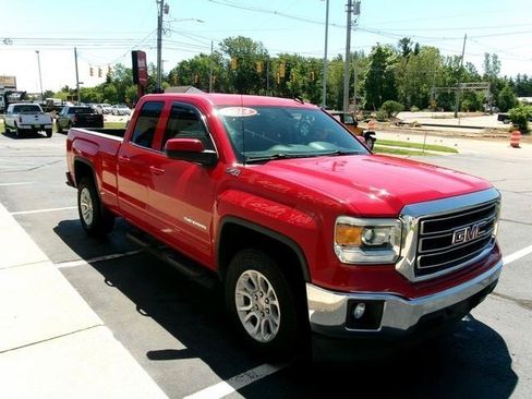 Used 2014 GMC Sierra 1500 SLE w/ SLE Value Package AWD/4WD image 4