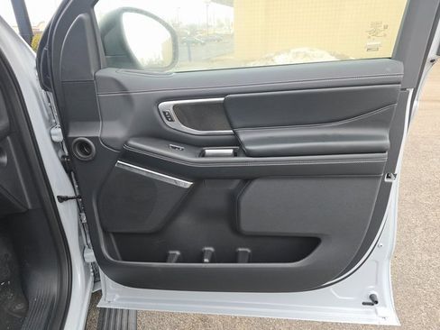 New 2025 Ford Expedition Max Platinum w/ Stealth Performance Package image 27