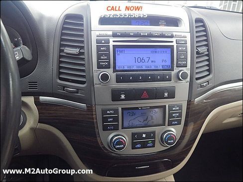 Used 2012 Hyundai Santa Fe Limited FWD image 12