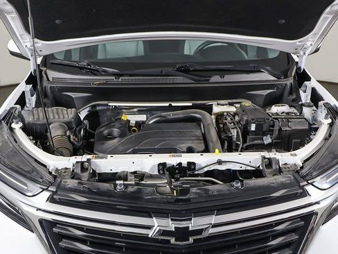 Used 2024 Chevrolet Equinox LT image 18