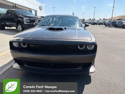 Used 2021 Dodge Challenger R/T Scat Pack RWD image 5