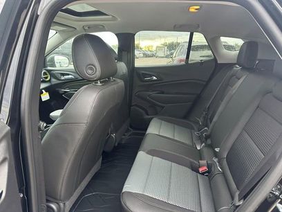 New 2026 Chevrolet Trax LT w/ Sunroof Package