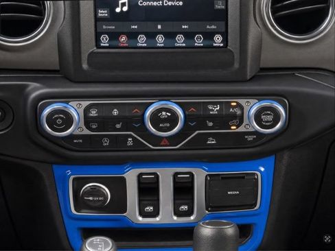 Used 2023 Jeep Wrangler Sport AWD/4WD image 16