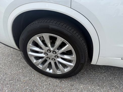 Used 2020 Cadillac XT6 Premium Luxury image 29