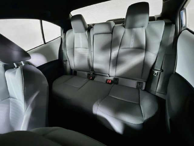 Used 2026 Toyota Corolla SE FWD image 27