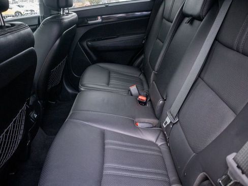 Used 2015 Kia Sorento EX image 25