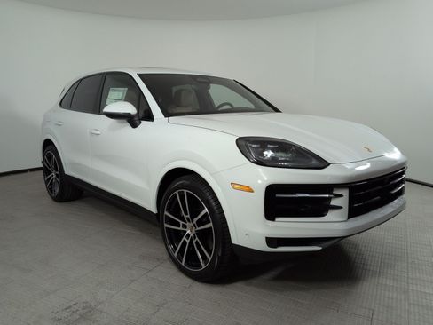 New 2026 Porsche Cayenne AWD/4WD image 7
