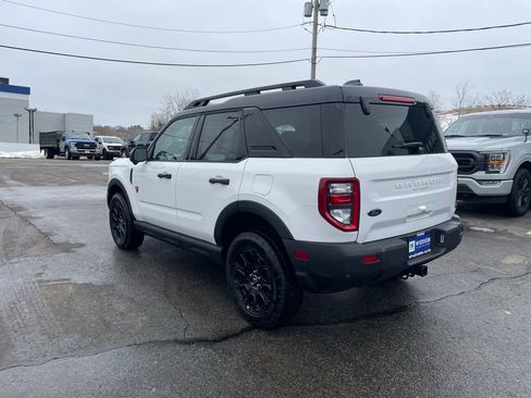 Used 2025 Ford Bronco Sport Badlands AWD/4WD image 3