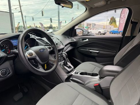 Used 2015 Ford Escape SE image 13