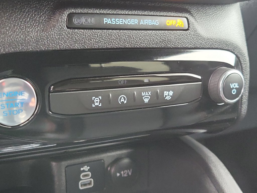 Used 2024 Ford Escape ST-Line w/ Tech Pack #1 AWD/4WD image 29