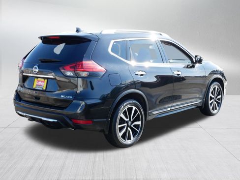 Used 2017 Nissan Rogue SL w/ SL Premium Package image 7