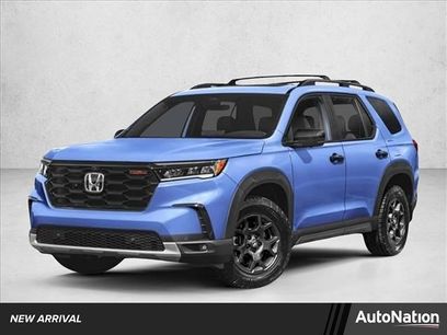 Used 2025 Honda Pilot TrailSport