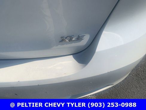 Used 2015 Toyota Venza XLE w/ XLE Premium Package FWD image 7